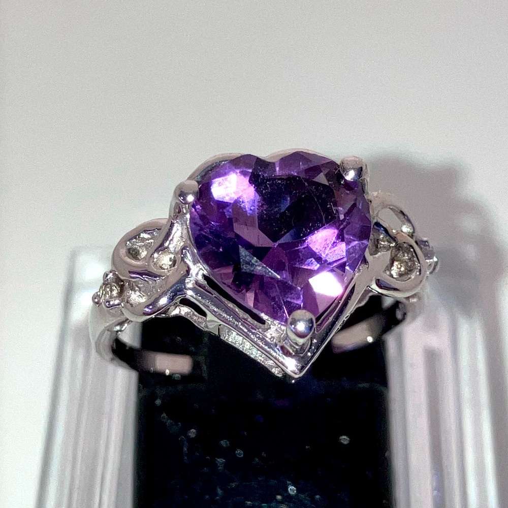 Amethyst Sterling Silver Heart-Shaped Gemstone Ring
